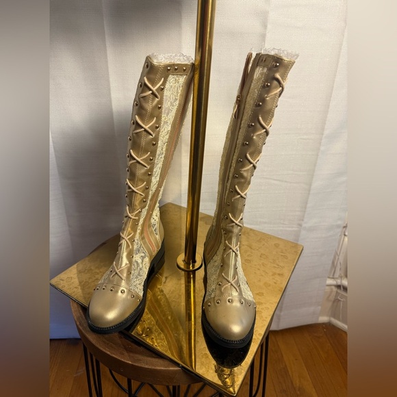 Trish Scully Cream Knee-High Lace-Up Boots - Picture 2 of 6